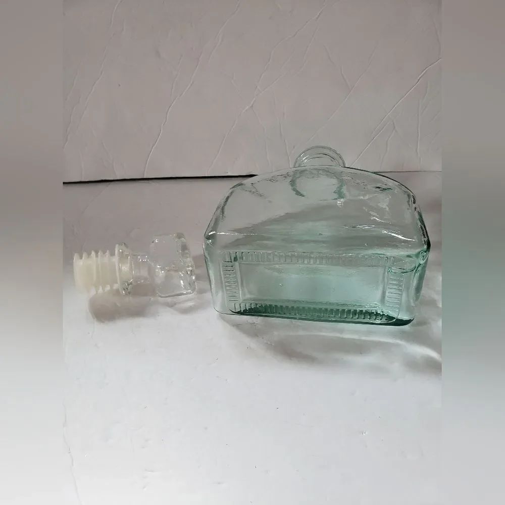 Glass Decanter  - Picture 8 of 11